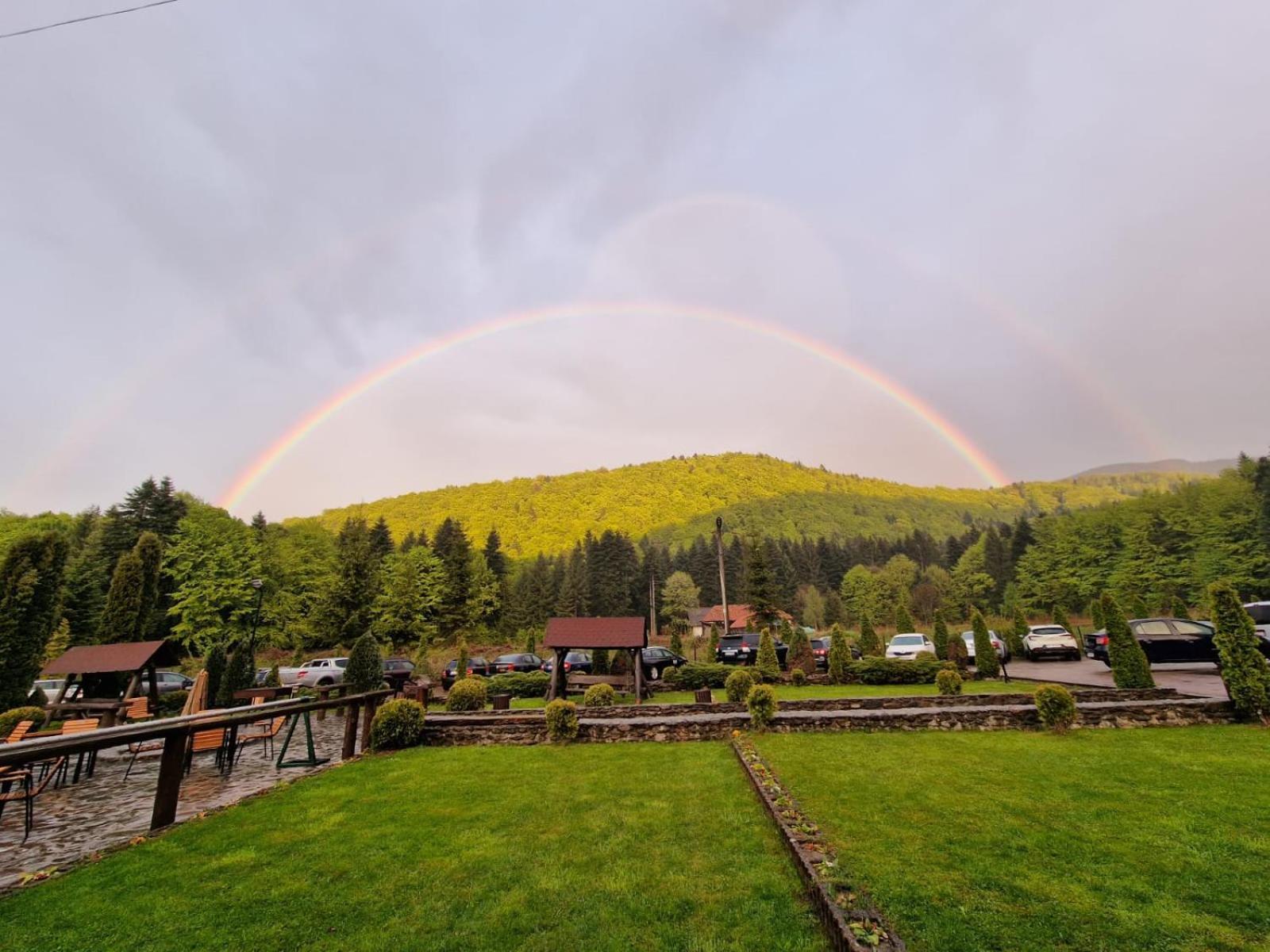Hotel Miruna Sîmbăta de Sus Eksteriør bilde